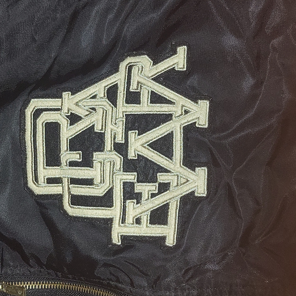 XL Rocawear Bomber - Picture 2 of 7